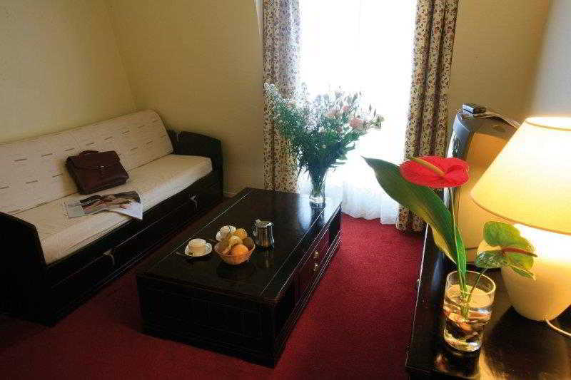 Hotel Valdys Thalasso & Spa - L'Escale Marine Douarnenez Room photo